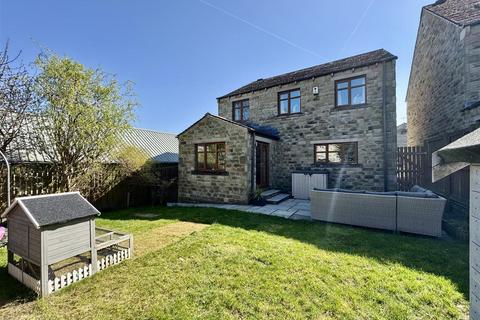 4 bedroom detached house for sale, Honey Head Lane, Honley, Holmfirth, HD9 6RW