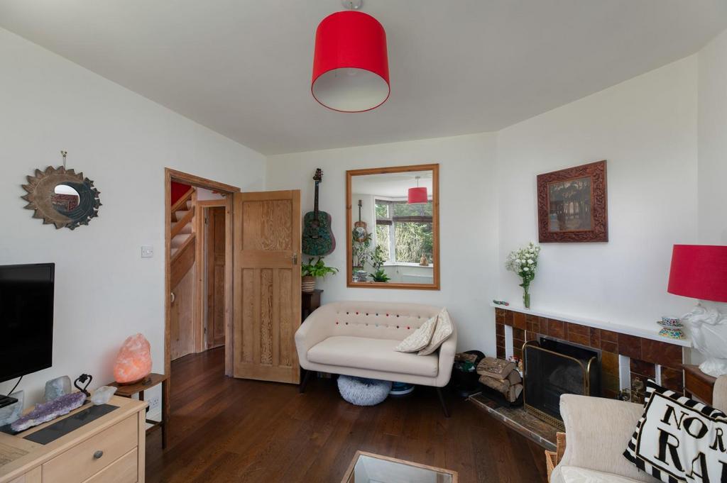 217 Bailbrook Lane Reprocessed-33.jpg