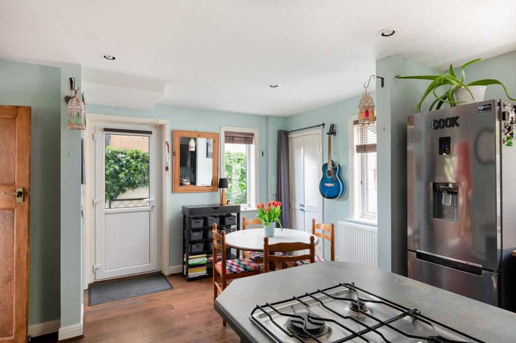 217 Bailbrook Lane-35.jpg