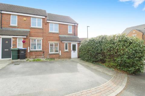 2 bedroom end of terrace house for sale, Beanland Gardens, Bradford BD6