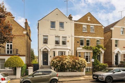 2 bedroom flat for sale, Mycenae Road, London SE3