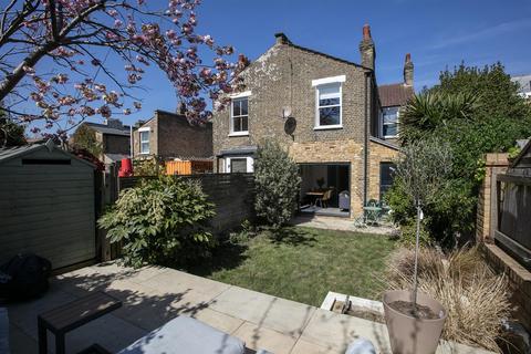 14 Ellery Street, London, SE15 3RL