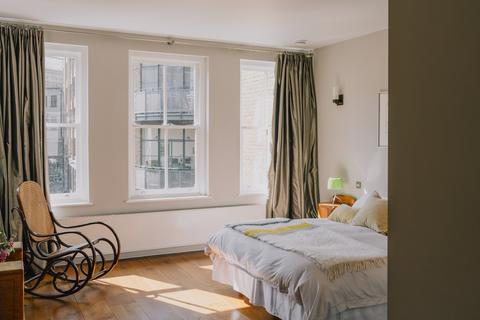 3 bedroom terraced house for sale, Calvin Street, London E1