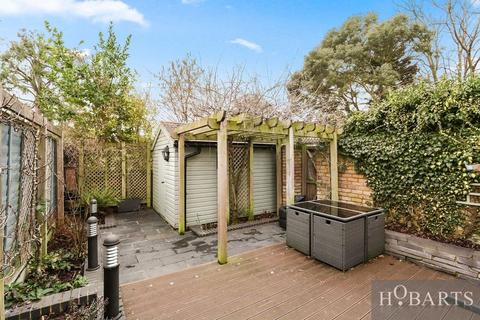 2 bedroom flat for sale, Whittington Road, Bowes Park, N22