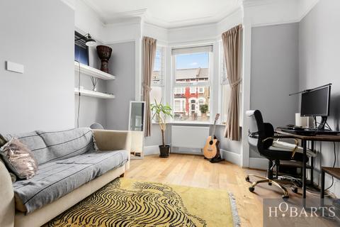 2 bedroom flat for sale, Whittington Road, Bowes Park, N22