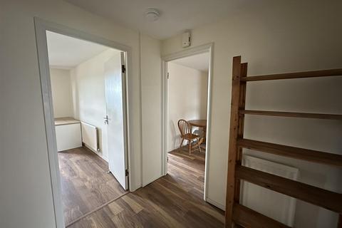 2 bedroom apartment to rent, Bartholomew Street West, Exeter EX4