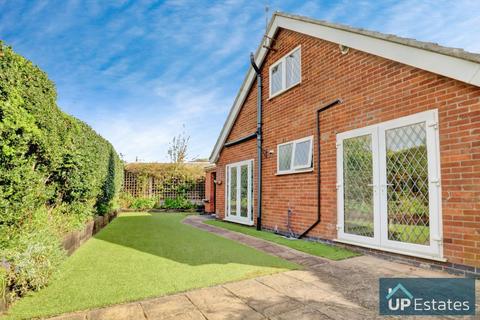 3 bedroom detached house for sale, Holyoak Close, Bedworth