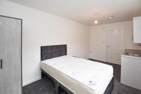 1 bedroom in a house share to rent, Wargrave Road, Newton-Le-Willows, WA12 9RB