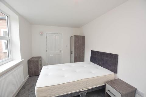 1 bedroom in a house share to rent, Wargrave Road, Newton-Le-Willows, WA12 9RB