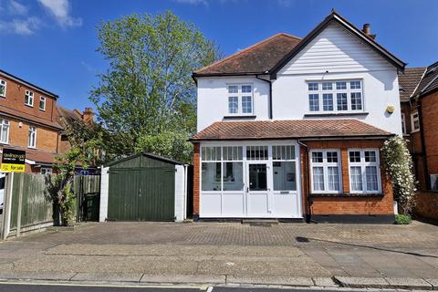 4 bedroom detached house for sale, Radnor Road, Harrow