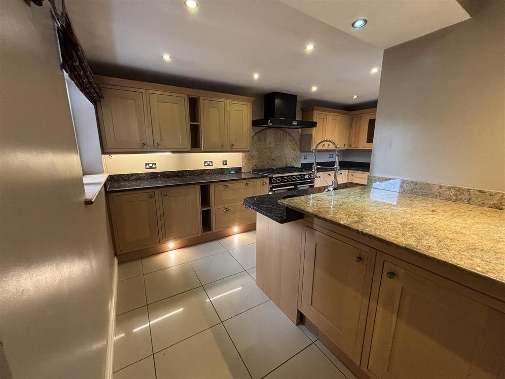Kitchen new 2.JPEG