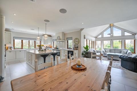 Ranlea Furzefield Chase, Dormans Park, East Grinstead, RH19 2LY