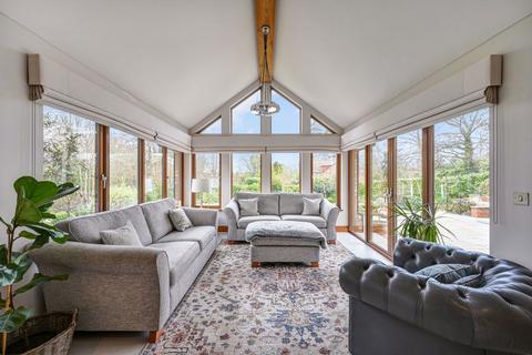 Ranlea Furzefield Chase, Dormans Park, East Grinstead, RH19 2LY