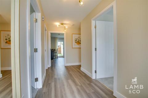 3 bedroom detached bungalow for sale, Park Gate Corner, Little Clacton CO16