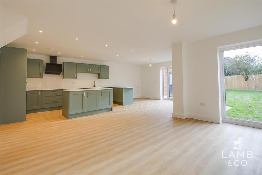 Kitchen/Dining/Living