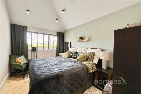 29 Beechnut Drive, Blackwater, Camberley, GU17 0DJ