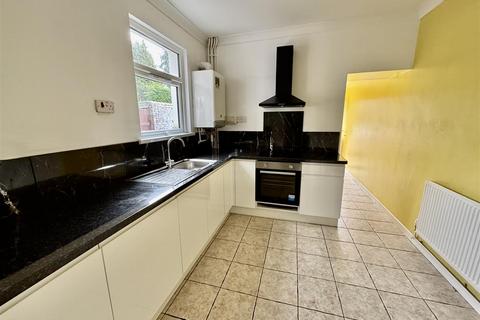 3 bedroom semi-detached house for sale, Heol Y Felin, Ammanford