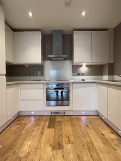 1 bedroom flat to rent, Sphere Apartments, Hainault Road, RM5 3AL