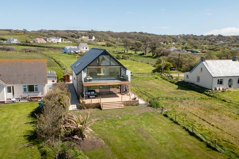 4 bedroom detached house for sale, Rue Des Salines, St. Pierre du Bois, Guernsey