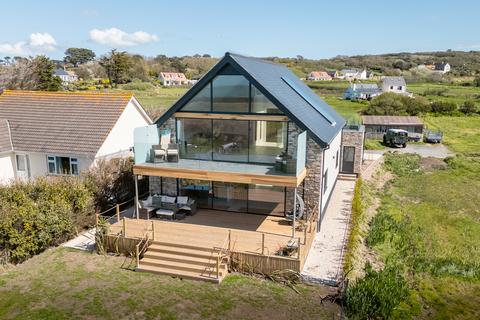 4 bedroom detached house for sale, Rue Des Salines, St. Pierre du Bois, Guernsey