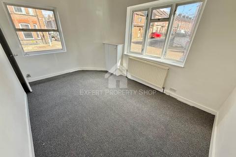 84 Frederick Street, Luton, LU2 7QS