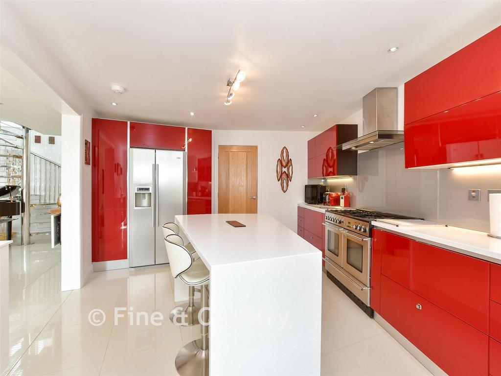 Kitchen*