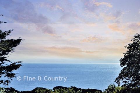 4 bedroom detached house for sale, Steephill Court Road, Ventnor, Isle of Wight