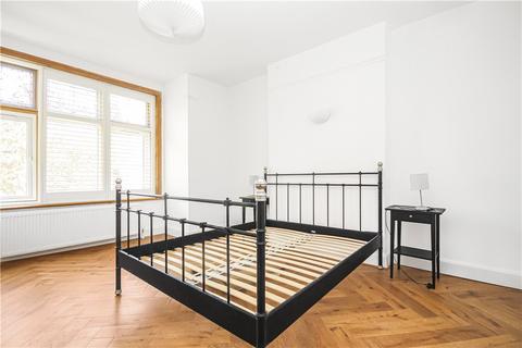 3 bedroom apartment to rent, Wavertree Road, London, SW2