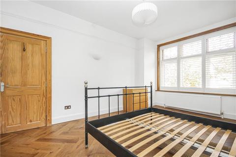 3 bedroom apartment to rent, Wavertree Road, London, SW2