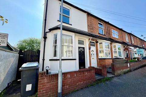 2 bedroom end of terrace house to rent, Marlborough Road, Chelmsford, Essex, CM2 0JR