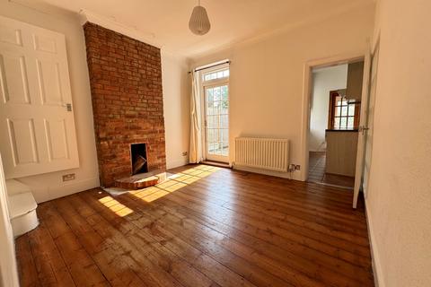 2 bedroom end of terrace house to rent, Marlborough Road, Chelmsford, Essex, CM2 0JR