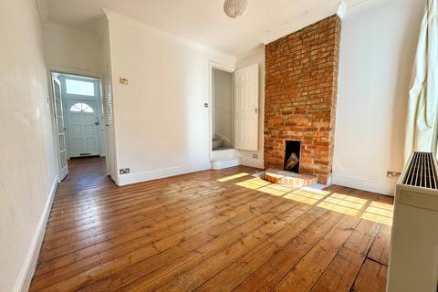 2 bedroom end of terrace house to rent, Marlborough Road, Chelmsford, Essex, CM2 0JR