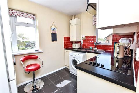 21 Green Vale, Bexleyheath, DA6 8JT