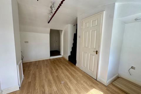 35 Barr Street, Dudley, DY3 2LZ