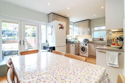 4 bedroom semi-detached house for sale, Ridgeway Close, Hemel Hempstead, HP3