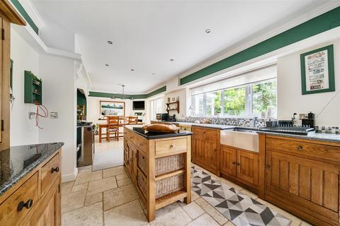 5 bedroom detached house for sale, Park Lane, Telford TF6