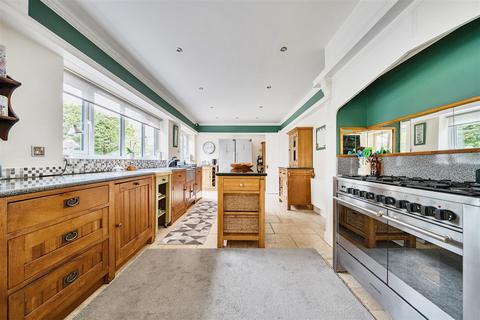 5 bedroom detached house for sale, Park Lane, Telford TF6