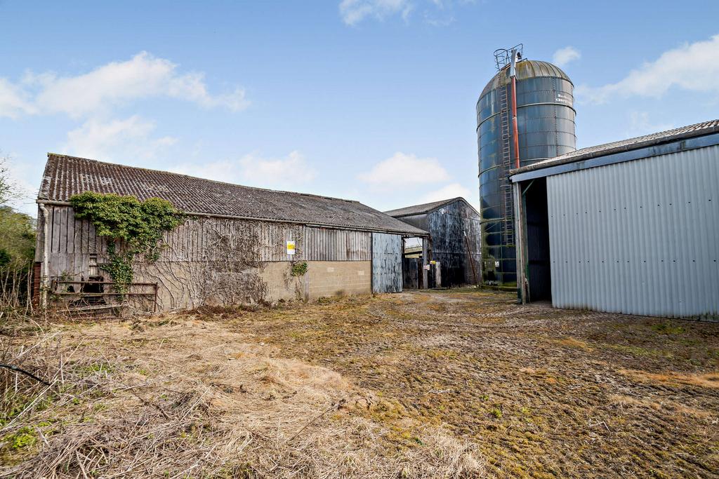 Lot 1