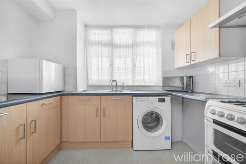 3 bedroom maisonette for sale, Appleby Close, London E4