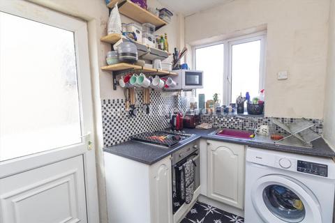3 bedroom semi-detached house for sale, Edenvale Crescent, Lancaster LA1