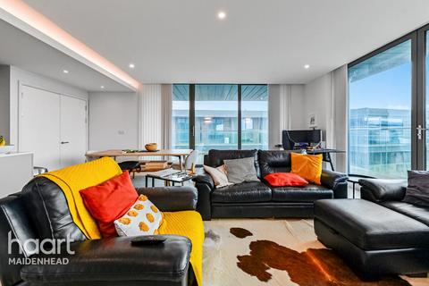 undefined, Wokingham Road, BRACKNELL