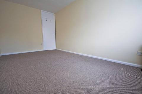 1 bedroom flat to rent, Cadine Gardens, Birmingham B13