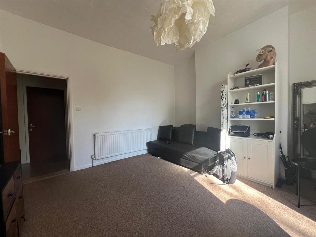 Whats App Image 2025-04-02 at 15.14.42 c729a754.jpg