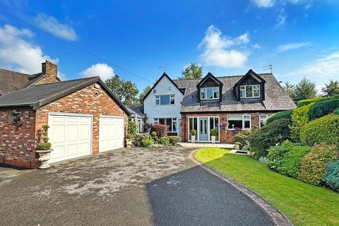 3 bedroom detached house for sale, Wellington Road, Timperley