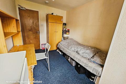 1 Coney Close, Hatfield, AL10 8PR