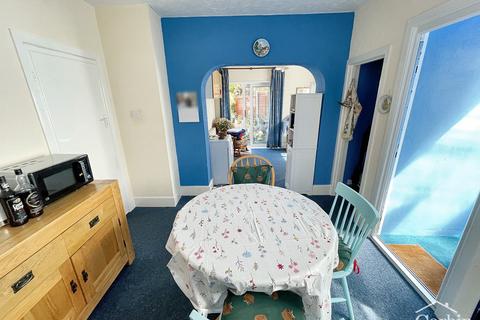 2 bedroom bungalow for sale, Acton Road, BOURNEMOUTH, BH10 4