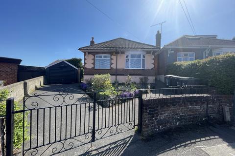 2 bedroom bungalow for sale, Acton Road, BOURNEMOUTH, BH10 4