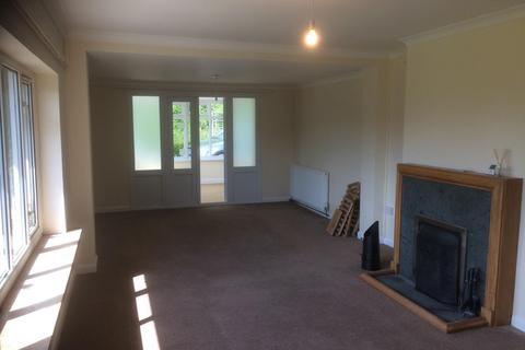 3 bedroom detached bungalow to rent, Longtown, Herefordshire