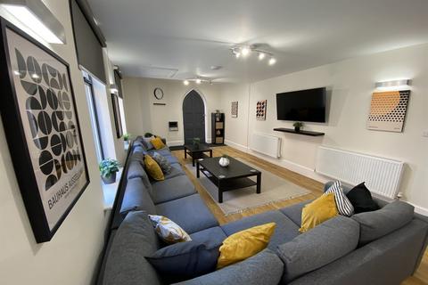 undefined, Rm 5, Attenborough House, Albion St, Beeston, NG9 2PA