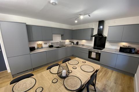 undefined, Rm 5, Attenborough House, Albion St, Beeston, NG9 2PA